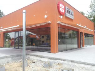 markýza stela kompakt