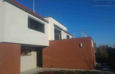 venkovní žaluzie rodinný dům Praha, montáž žaluzie24