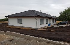 Venkovní žaluzie a pergola pro rodinný dům