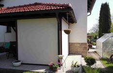 Stínění pergoly screenovými roletami