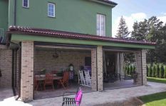 Screenové rolety pro stínění altánu