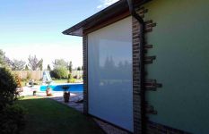 screenová roleta zip pro stínění terasy