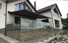 markýza SHAN pro stínění terasy